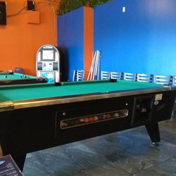 Blue Diamond Bar and Grill - Pool tables $1 a play.