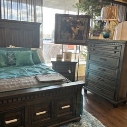 Quality Furniture - Fresno - Not the best picture but this is the bedroom I picked simple but I love it