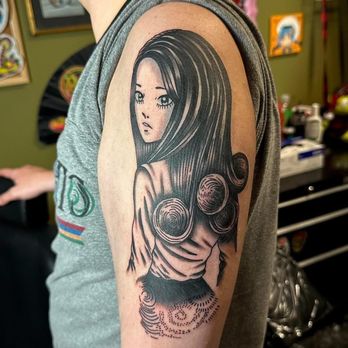Red Moon Custom Tattoo & Piercing - Tattoo Near Me - Chicago Ridge, Illinois Red Moon Custom Tattoo & Piercing - Tattoo Near Me - Chicago Ridge, Illinois