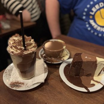 Italian Bear Chocolate - Chocolatiers & Shops Near Me - London, XGL