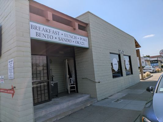 Diamond Head General Store by null