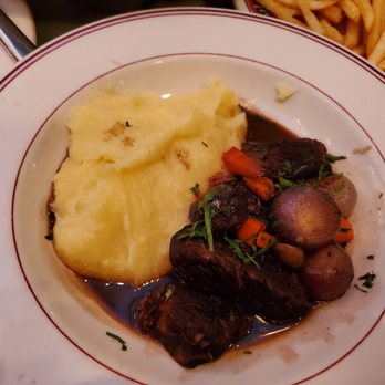 Le Diplomate - Beef bourguignon and mashed potatoes - Brasseries Near Me - Washington, DC, District of Columbia Le Diplomate - Beef bourguignon and mashed potatoes - Brasseries Near Me - Washington, DC, District of Columbia