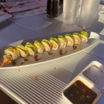 GoBistro - Dragon Roll - Sushi Bars Near Me - Hollywood, Florida