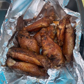 Ray Ray's Hog Pit - Smoked chicken wings - Food Trucks Near Me - Columbus, Ohio