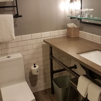 MOXY Phoenix Tempe - Bathroom - Hotels Near Me - Tempe, Arizona MOXY Phoenix Tempe - Bathroom - Hotels Near Me - Tempe, Arizona
