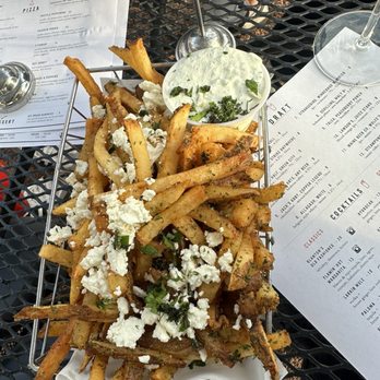 Hydraulic Hearth - fries!!! yum! - Pizza Near Me - Buffalo, New York