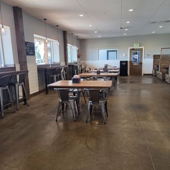 Willamette Valley Pie Company - Sitting area - Bakeries Near Me - Salem, Oregon Willamette Valley Pie Company - Sitting area - Bakeries Near Me - Salem, Oregon