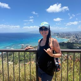 Made it to the top of Diamond head with awesome panoramic views of Oahu, Hawaii! ‍