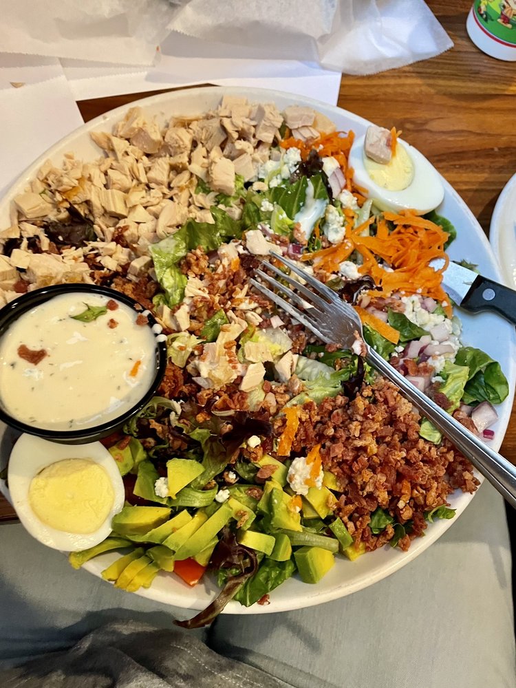 Photos of THE WHISTLE STOP BAR & GRILL Updated August 2024 24