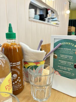 Le Petit Sao (Vieux Montréal) by null