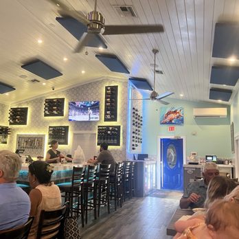Hobo's Cafe - New American Near Me - Key Largo, Florida
