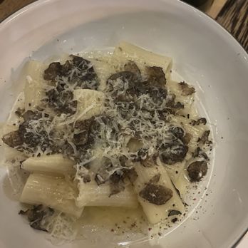 Perle Restaurant - Truffle pasta: yum! - New American Near Me - Pasadena, California Perle Restaurant - Truffle pasta: yum! - New American Near Me - Pasadena, California