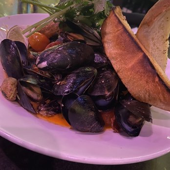 Union 50 - Steamed Mussels - Gastropubs Near Me - Indianapolis, Indiana