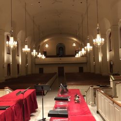 The First Baptist Church - Worcester - Pic from the front at night