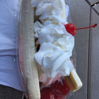 Carousel Frozen Treats - Ice Cream & Frozen Yogurt Near Me - Warrenton, Virginia Carousel Frozen Treats - Ice Cream & Frozen Yogurt Near Me - Warrenton, Virginia