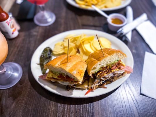 Los Reyes De La Torta by null