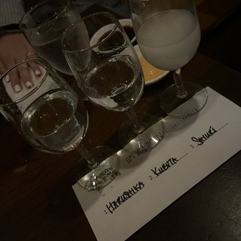 Umi Sake House - Sake sampler - Sushi Bars Near Me - Seattle, Washington