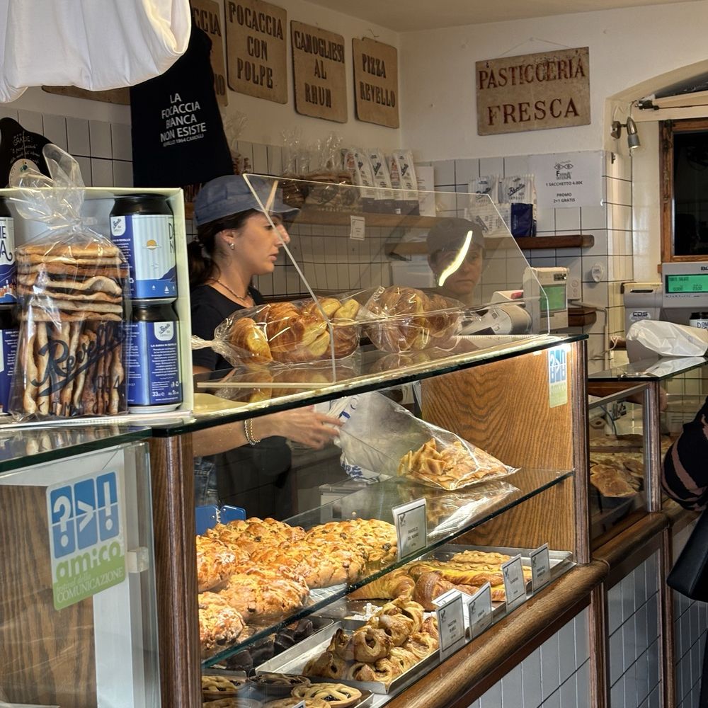 World Journal of Hepatology, image size:1000x1000