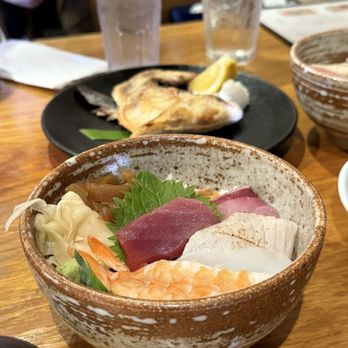 Imanas Tei - Chirashi - Sushi Bars Near Me - Honolulu, Hawaii