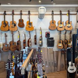 Poppa's Music - Guitars from Yamaha, and World Instruments, Banjos and Ukuleles