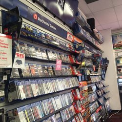 Gamestop - Used games