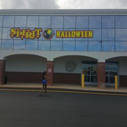 Spirit Halloween