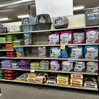 Salem Pet Supply - Some of the litter options. - Pet Stores Near Me - Salem, Oregon Salem Pet Supply - Some of the litter options. - Pet Stores Near Me - Salem, Oregon