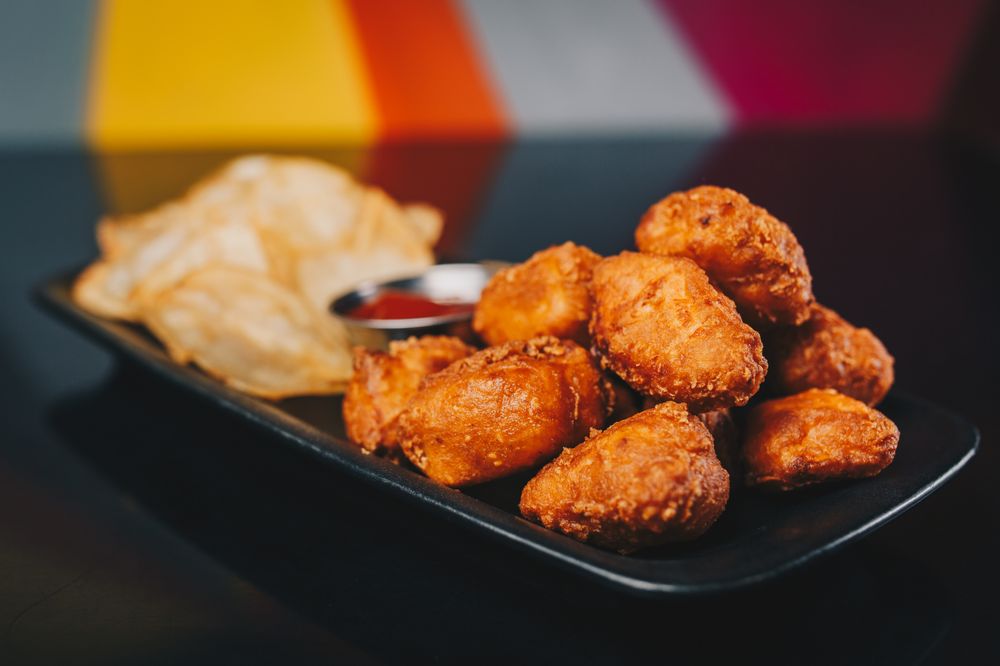 HAZE LOUNGE 126 Photos & 94 Reviews 4230 Sherwoodtowne Boulevard, Mississauga, Ontario