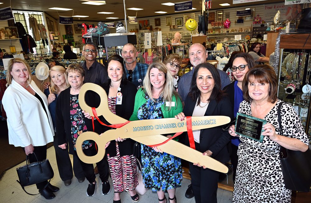 COMMUNITY HOSPICE HOPE CHEST THRIFT STORE Updated October 2024 10