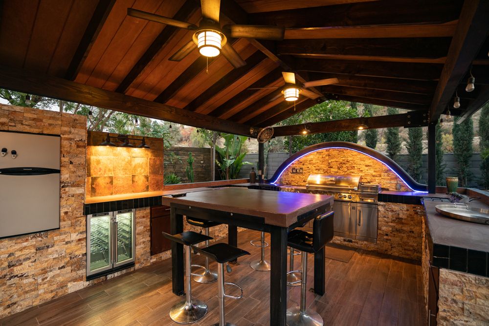 MARIA ELENA GONZALEZ ALLISON JAMES ESTATES & HOMES Updated October