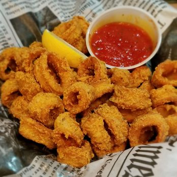 Hook & Reel Cajun Seafood & Bar - Fried Calamari - Cajun/Creole Near Me - Orange, Connecticut