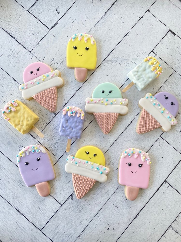 Chunkys Treats Logo