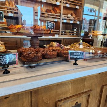 Interurban Coffeehouse - Bakeries Near Me - Mequon, Wisconsin