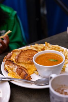 Fig Tree Cafe by null