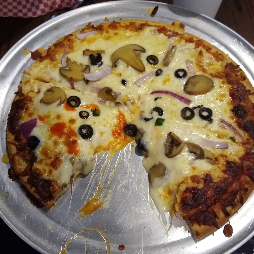The Meadows Golf Course - Everything pizza. - Golf Near Me - Harpersville, Alabama The Meadows Golf Course - Everything pizza. - Golf Near Me - Harpersville, Alabama
