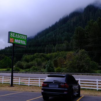 Seasons Motel - Hotels Near Me - Morton, Washington Seasons Motel - Hotels Near Me - Morton, Washington