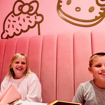 Hello Kitty Cafe - Cafes Near Me - Irvine, California