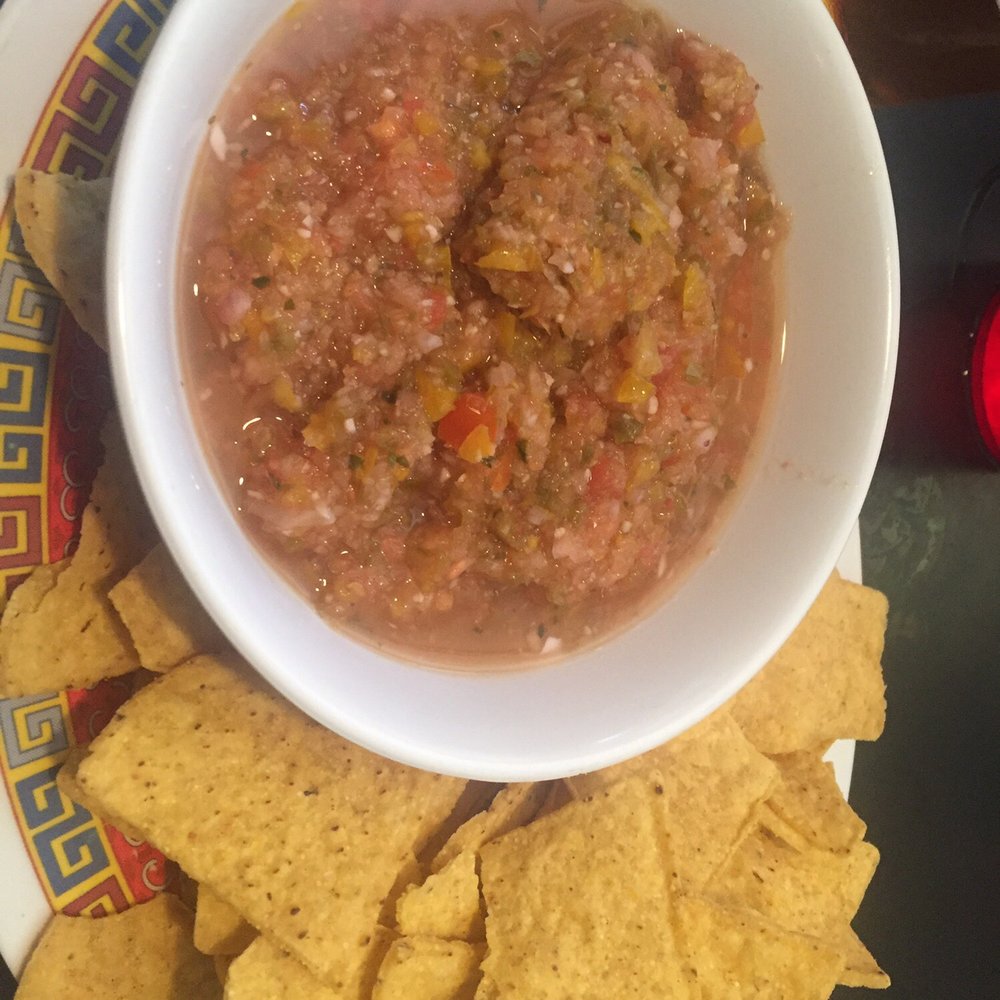 Fong's Pizza - Chips & Pineapple Salsa - Pizza Near Me - Des Moines, Iowa Fong's Pizza - Chips & Pineapple Salsa - Pizza Near Me - Des Moines, Iowa