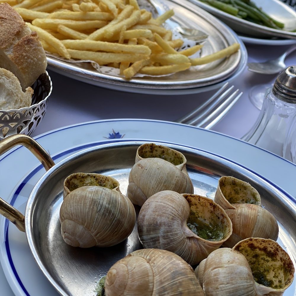 Le Voltaire - Escargot - French Near Me - Paris, 75