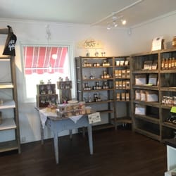 Burträsk Saluhall - Sylt, godis och bröd