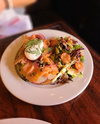 Favorite Bistro by null
