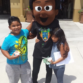 Patria - Free ice cream today. What a treat. - Churches Near Me - Rancho Cucamonga, California Patria - Free ice cream today. What a treat. - Churches Near Me - Rancho Cucamonga, California