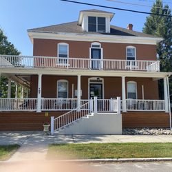 Stevensville Hotel - Beautiful front shot of hotel.