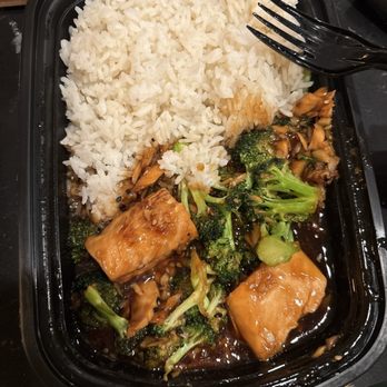 Tin Drum Asian Kitchen - Chinese sesame stir fry sample - Chinese Near Me - Braselton, Georgia
