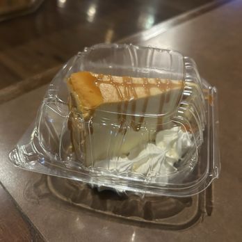The Old Town Grill - Caramel Cheesecake - American Near Me - London, Kentucky