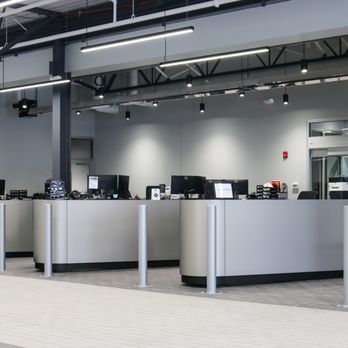Patrick BMW - Patrick BMW service advisor desks - Car Dealers Near Me - Schaumburg, Illinois Patrick BMW - Patrick BMW service advisor desks - Car Dealers Near Me - Schaumburg, Illinois