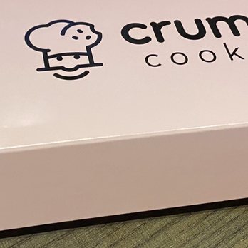 Crumbl - Arcadia - Bakeries Near Me - Phoenix, Arizona