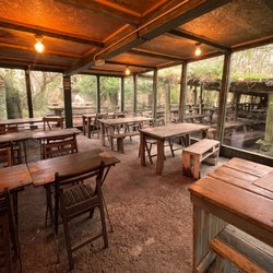 Fogar do Santiso - Enjoy our dining room with glass walls, surrounded by lush forest view