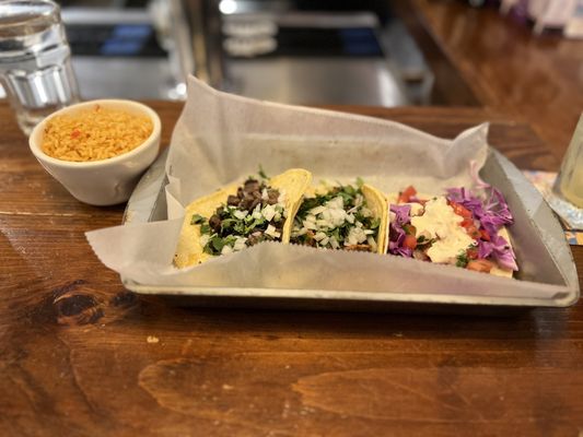 Taqueria El Vecino by null