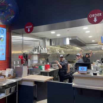 Eat Street Crossing - Food Court Near Me - Minneapolis, Minnesota